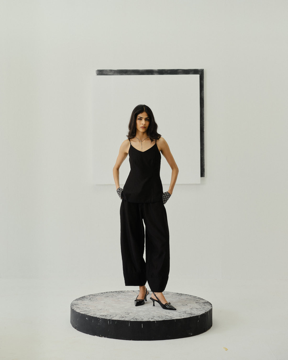 CADENCE - Bidri Noir Trouser