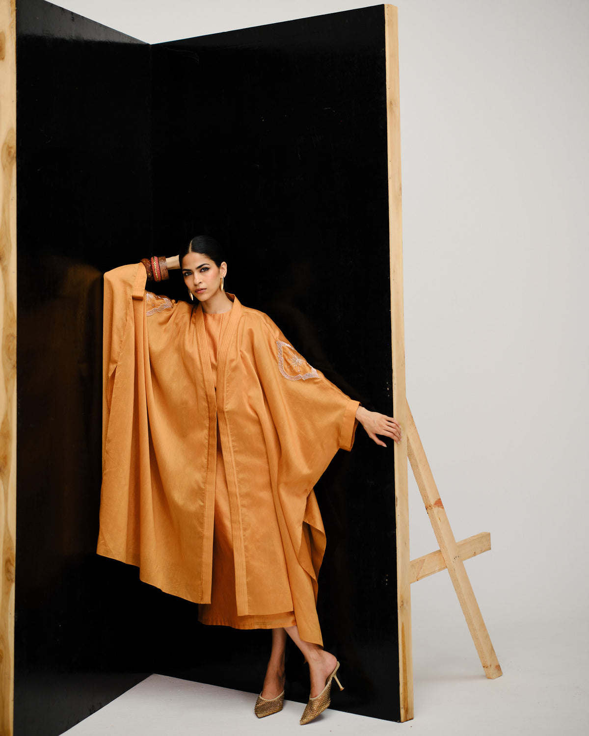 DRAPE - Irani Chai Overlay